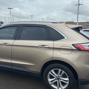 FORD EDGE SEL - 6