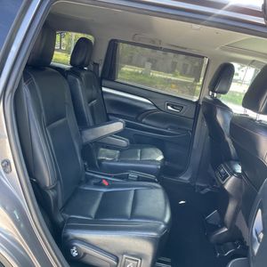 صورة 35 لـ 2018 Toyota HIGHLANDER XLE