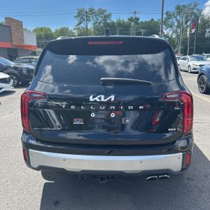 2024 KIA TELLURIDE S photo 7