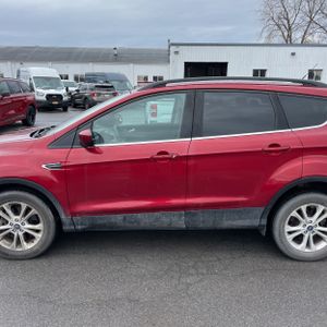 FORD ESCAPE SE - 4
