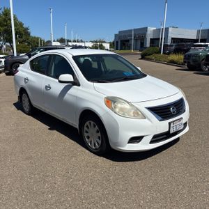 صورة مصغرة 12 لـ 2014 Nissan VERSA SV