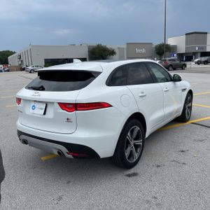 2017 Jaguar F-PACE S — фото 8