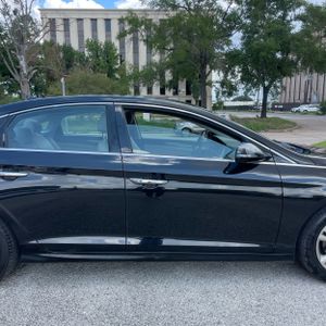 2018 Hyundai SONATA LIMITED — фото 11