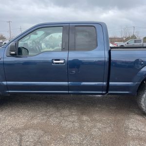 FORD F-150 XLT - 4
