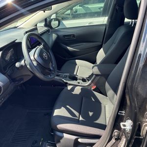 صورة مصغرة 28 لـ 2025 Toyota COROLLA LE