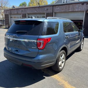 FORD EXPLORER BASE - 8