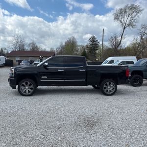 CHEVROLET SILVERADO 1500 HIGH COUNTRY - 3