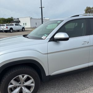 VOLKSWAGEN ATLAS V6 SEL - 2