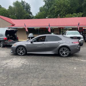 2020 Toyota CAMRY SE 照片 3