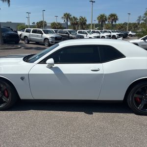 DODGE CHALLENGER SRT HELLCAT REDEYE - 4