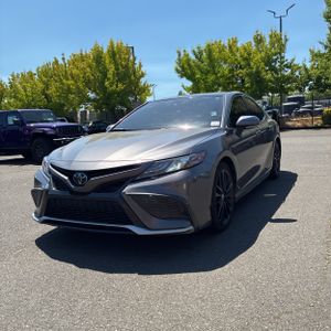 2022 Toyota CAMRY XSE photo 1