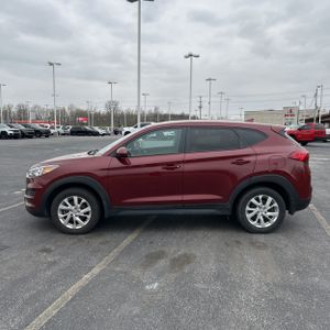 HYUNDAI TUCSON SE - 3