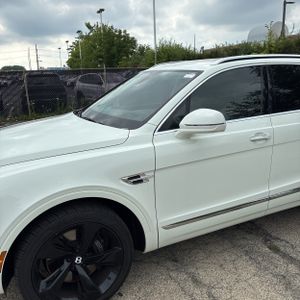 2017 Bentley BENTAYGA BASE — фото 2