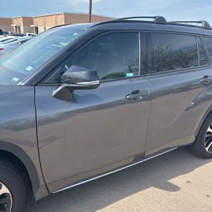 TOYOTA HIGHLANDER - 2