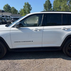 صورة 4 لـ 2024 JEEP GRAND CHEROKEE LIMITED