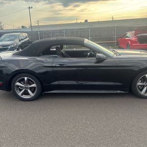 2015 FORD MUSTANG V6 照片 11