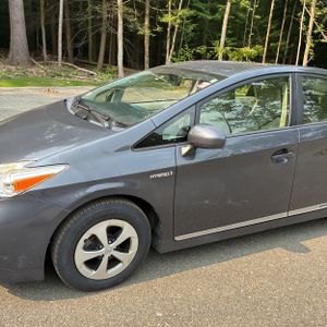 صورة 2 لـ 2012 Toyota PRIUS THREE