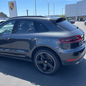 PORSCHE MACAN S - 6