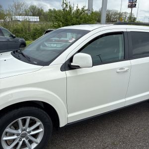 DODGE JOURNEY SXT - 2