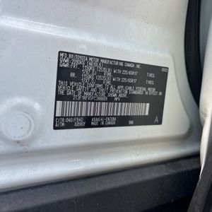 2023 Toyota RAV4 LE — миниатюра 52