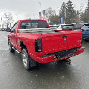 Dodge Ram 1500 SLT - 5