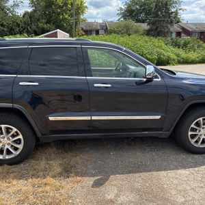 2011 JEEP GRAND CHEROKEE LIMITED — миниатюра 11