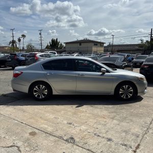 HONDA ACCORD LX - 10