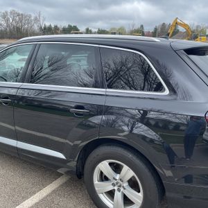 AUDI Q7 2.0T PREMIUM - 6