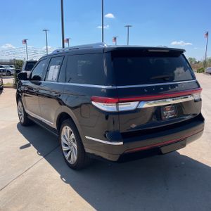 LINCOLN NAVIGATOR PREMIERE - 5