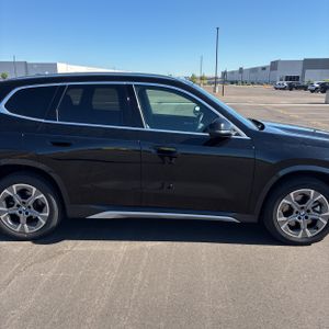 2025 BMW X1 XDRIVE28I — миниатюра 11