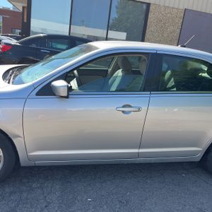 FORD FUSION SE - 4