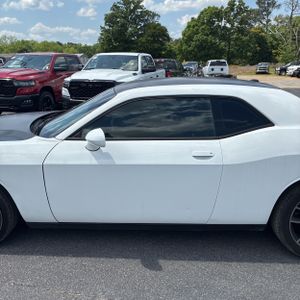 DODGE CHALLENGER SXT - 4