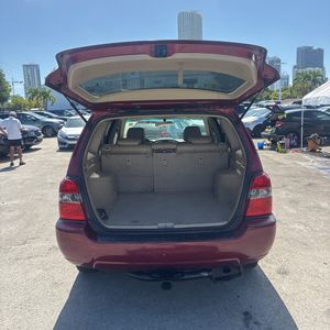صورة مصغرة 38 لـ 2005 Toyota HIGHLANDER BASE