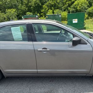 FORD FUSION SE - 9