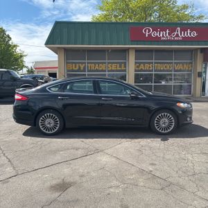 FORD FUSION TITANIUM - 10