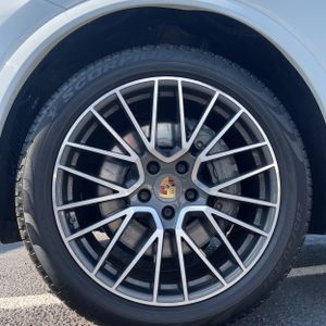 2019 Porsche CAYENNE S thumbnail 17