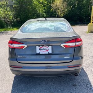 FORD FUSION SE - 7
