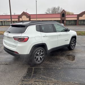 JEEP COMPASS LIMITED 4X4 - 8