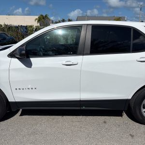 CHEVROLET EQUINOX LS - 4