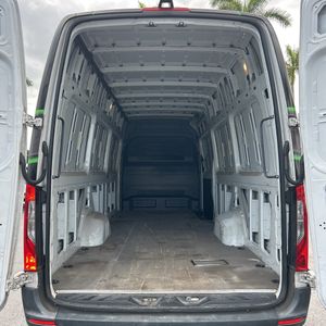 2021 Mercedes-BENZ SPRINTER 2500 缩略图 39