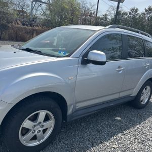 MITSUBISHI OUTLANDER ES - 2