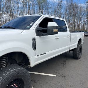 FORD F-250 SUPER DUTY LARIAT - 2