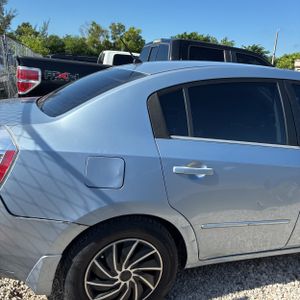 2009 Nissan SENTRA 2.0S — фото 8