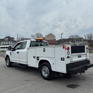 Ford F-350 Super Duty XL - 3