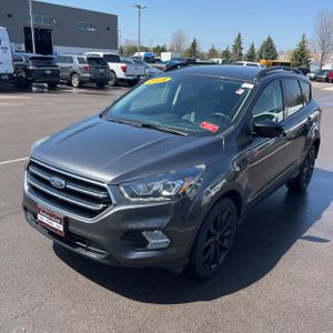 FORD ESCAPE SE - 1