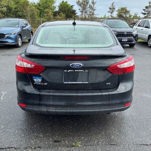 FORD FOCUS SE - 7