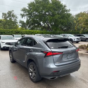 LEXUS NX 300 F SPORT - 5