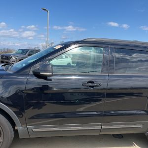 FORD EXPLORER XLT - 4