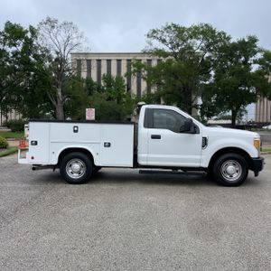 FORD F-250 SUPER DUTY XL - 10