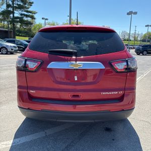 CHEVROLET TRAVERSE LT - 7